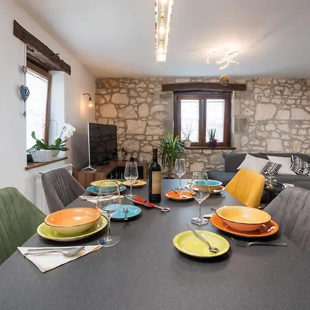 Luxury 3 Bedroom * Vrsar