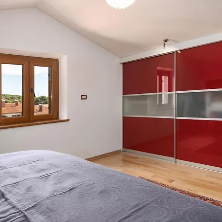 Apartment Luxury 3 Bedroom *