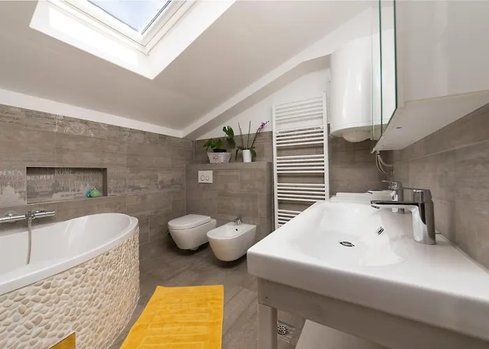 דירה Luxury 3 Bedroom